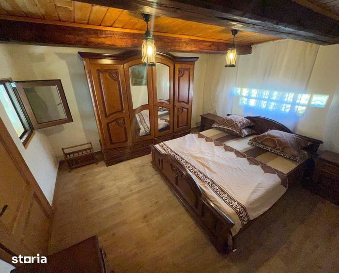 Casă cu 3 camere cu Teren 1106 Mp în Central
