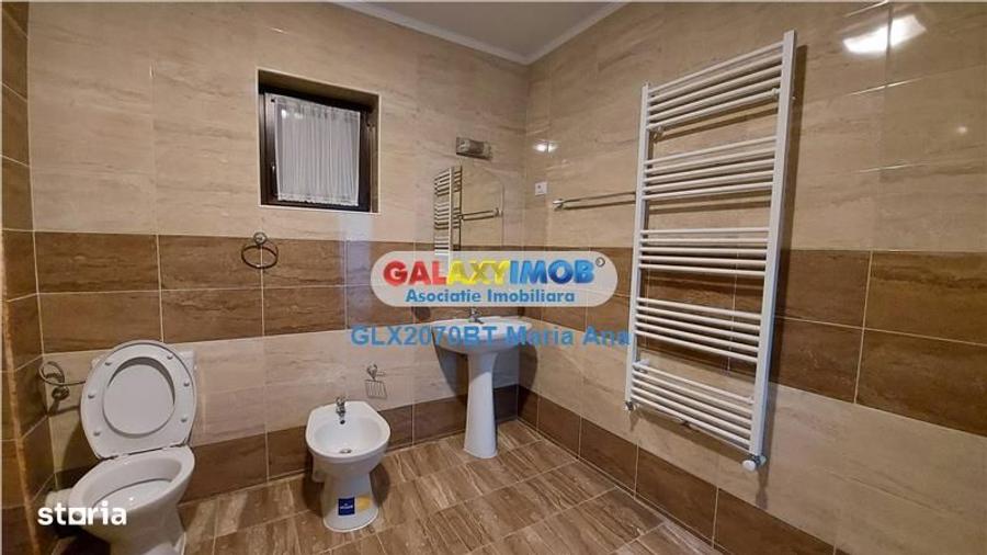 Casă cu 12 camere cu Teren 480 Mp în Sud