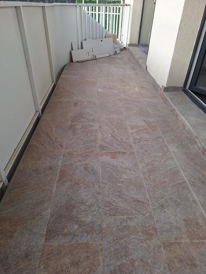 Apartament cu 2 camere semidecomandat în Florești