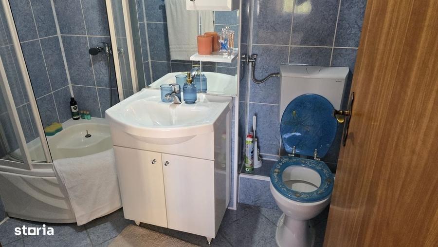 Apartament cu 3 camere decomandat în Dorobanți