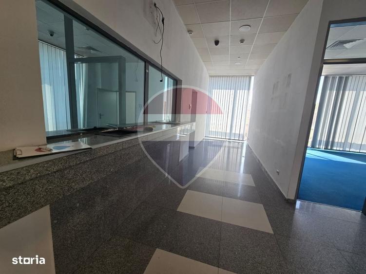 Spațiu comercial, de 530 mp, în Ultracentral