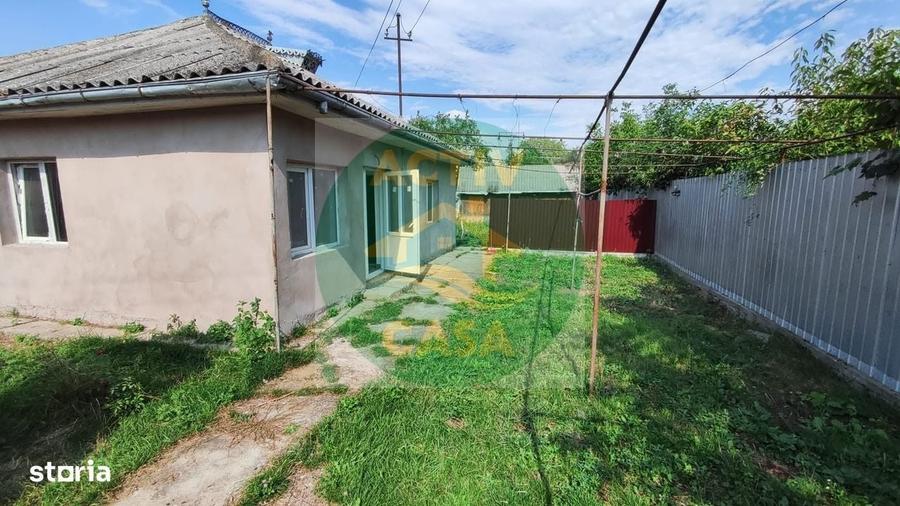 Casă cu 3 camere în Hălăucești