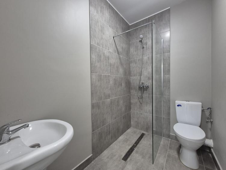 Birou, de 44.299999237061 mp, în Băneasa