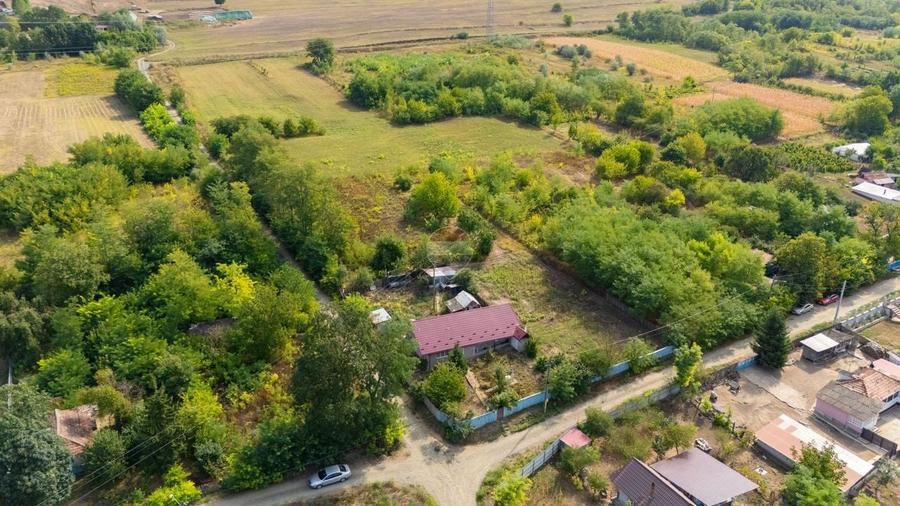 Casă individuală cu 3 camere cu Teren 5160 Mp în Ștefan cel Mare