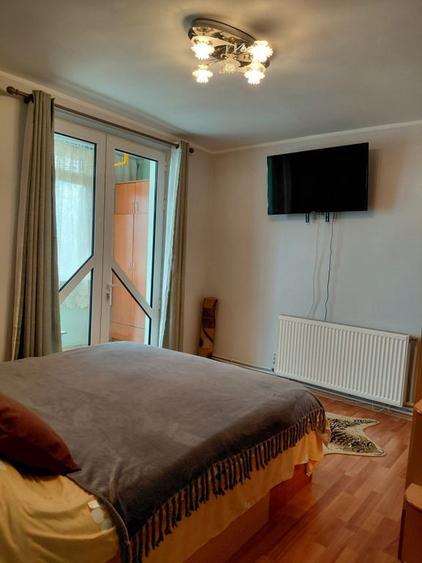 Apartament cu 2 camere semidecomandat în Micro 16
