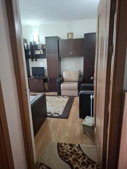 Apartament cu 2 camere decomandat în Dacia