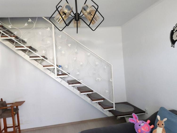 Apartament cu 3 camere decomandat, mobilat în Calea Urseni
