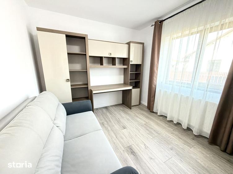 Casă cu 3 camere cu Teren 250 Mp în Central