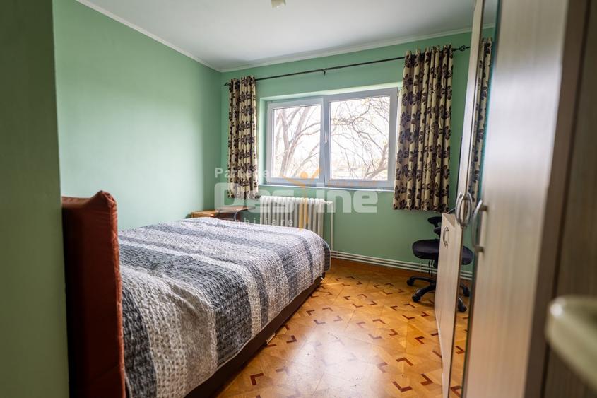 Apartament cu 2 camere decomandat, mobilat în Podul de Fier