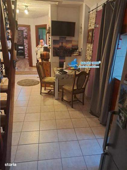 Apartament cu 3 camere decomandat în Găvana