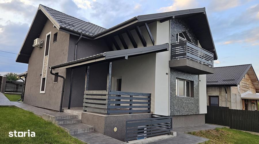 Casă cu 5 camere cu Teren 500 Mp în Exterior Vest