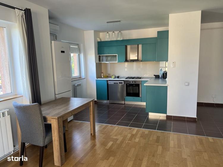 Apartament cu 3 camere decomandat în Tătărași