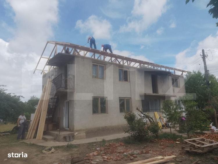 Casă cu 4 camere în Negoiești