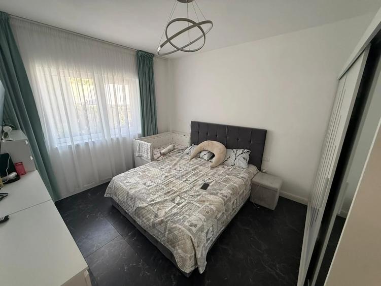 Apartament cu 2 camere semidecomandat în Vișani