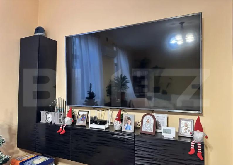 Apartament cu 2 camere semidecomandat, mobilat în Central