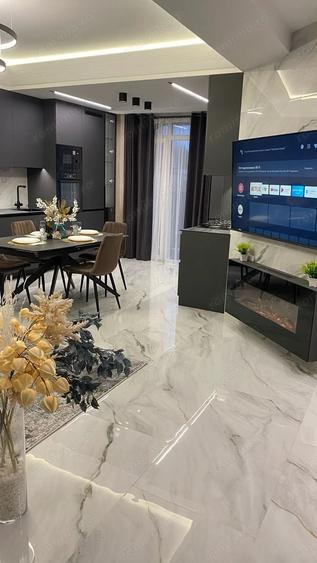 Apartament cu 2 camere decomandat în Metalurgiei
