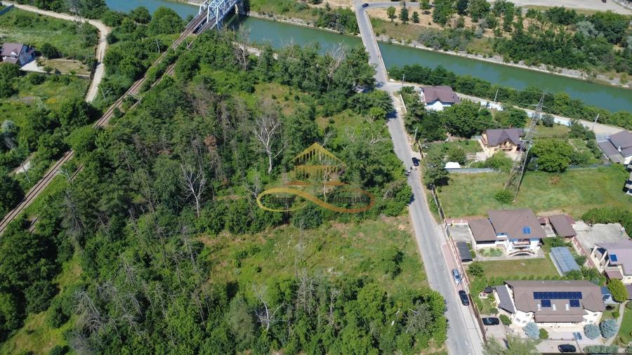 Teren Construcții intravilan de 2939 mp, în Calea Moldovei