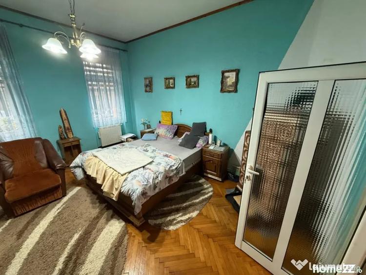 Casă cu 3 camere cu Teren 216 Mp în Orașul Vechi