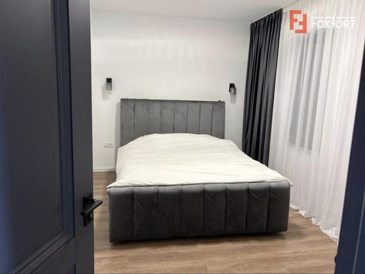 Duplex cu 4 camere cu Canalizare în Giarmata