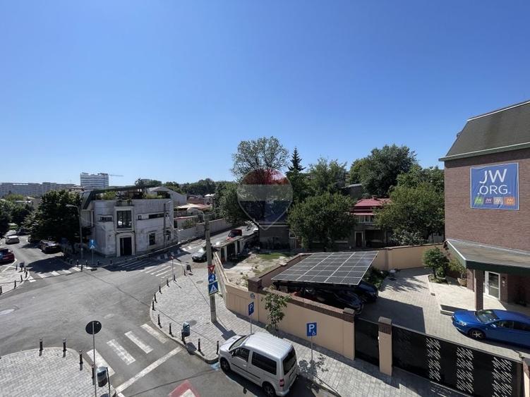 Apartament cu 2 camere semidecomandat, mobilat în Muncii