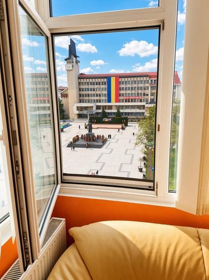 Apartament cu 2 camere decomandat în Ultracentral