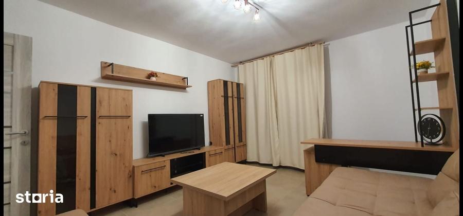 Apartament cu 2 camere decomandat în Aradului