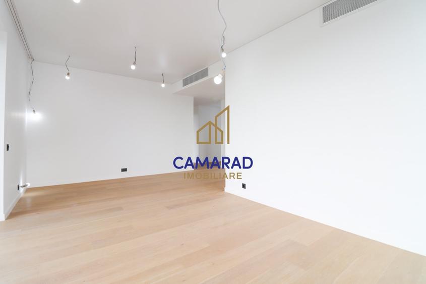 Apartament cu 3 camere decomandat în Floreasca