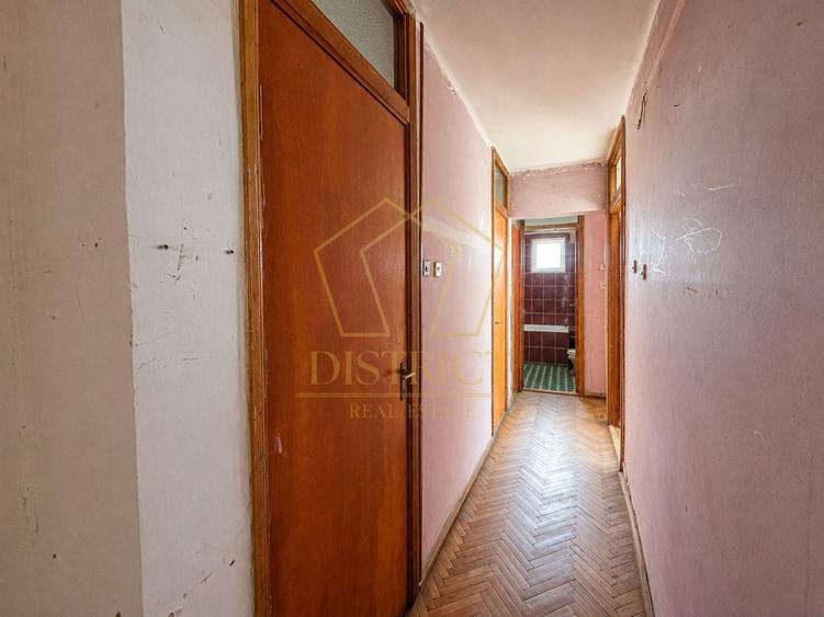 Apartament cu 3 camere decomandat în Olimpia-Stadion