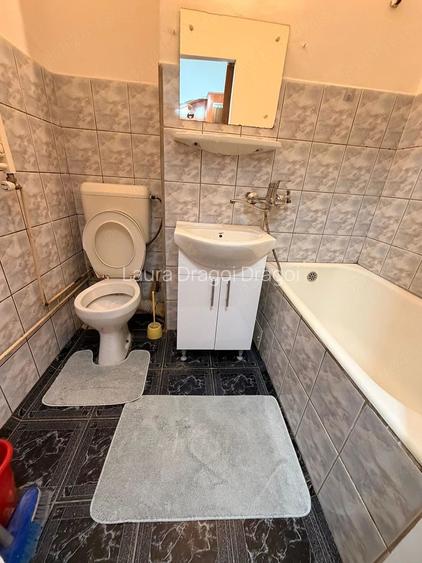 Inchiriez apartament