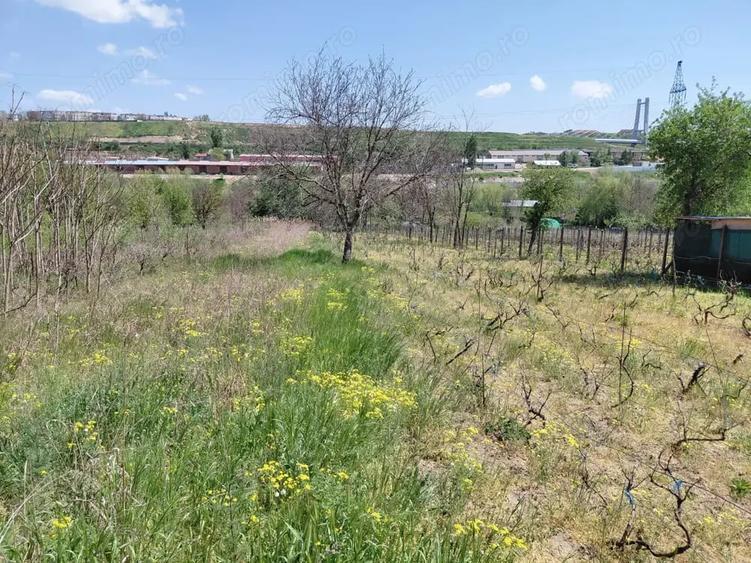 Teren de 3250 mp, în Central