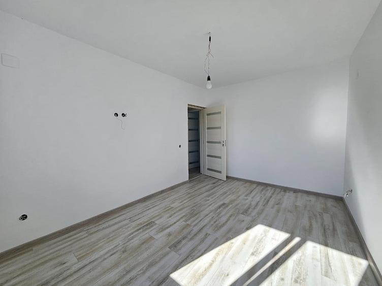 Casă cu 3 camere cu Teren 154 Mp în Central