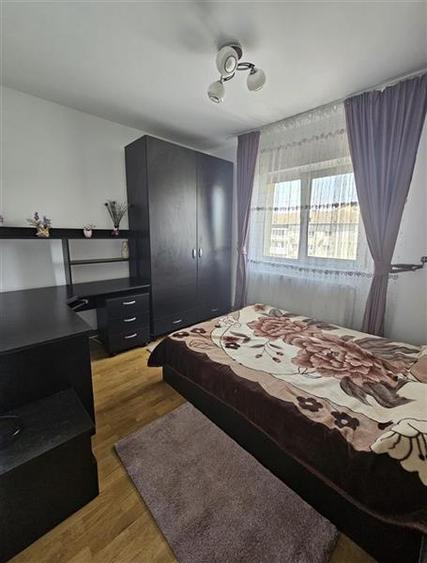 Apartament cu 2 camere semidecomandat, mobilat în Girocului