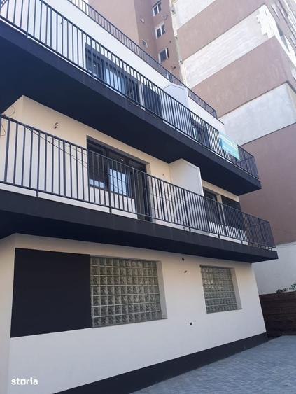 Apartament cu 3 camere în Florilor