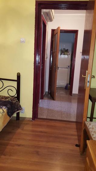 Apartament cu 3 camere decomandat în Giurgiului