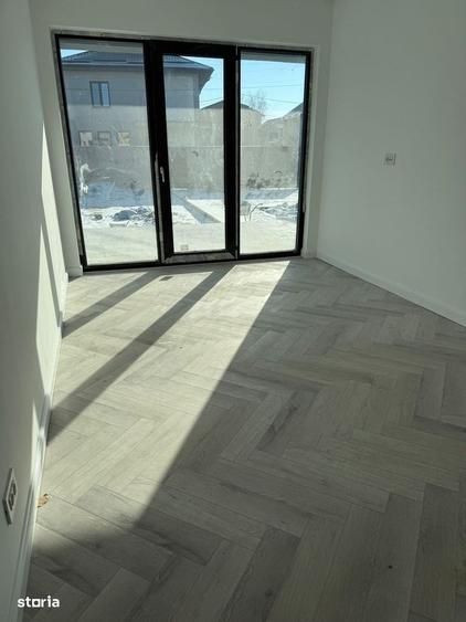 Casă cu 4 camere cu Teren 450 Mp în Strejnicu