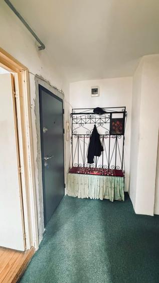 Apartament cu 3 camere în Lipovei