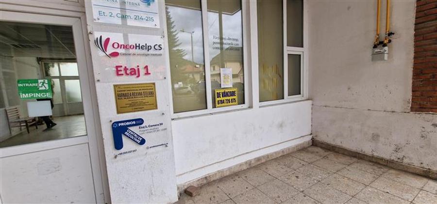 Spațiu comercial, de 11 mp, în Central