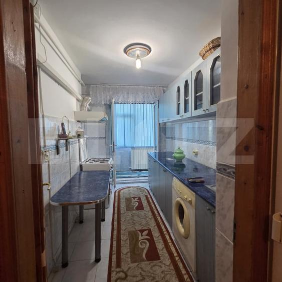 Apartament cu 2 camere decomandat, mobilat în Micro 13