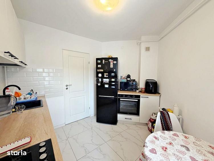 Apartament cu 3 camere decomandat în Alexandru cel Bun