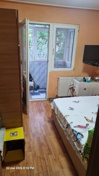Apartament cu 3 camere semidecomandat în Sălaj