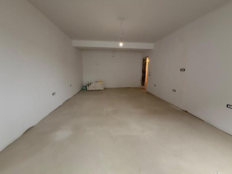 Apartament cu 3 camere decomandat în Timpuri Noi