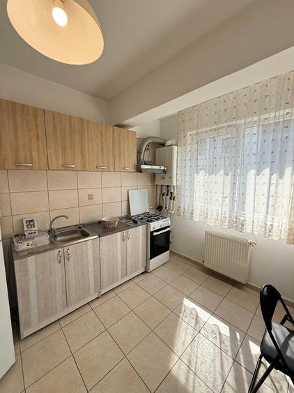 Inchiriez Apartament 2 camere - 42mp - Decomandat - 9
