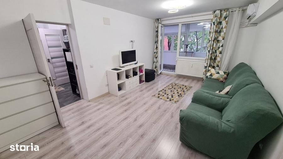 Apartament cu 3 camere în Obor