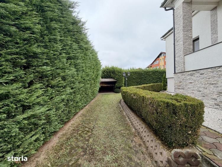 Casă cu 4 camere cu Teren 600 Mp în Ultracentral