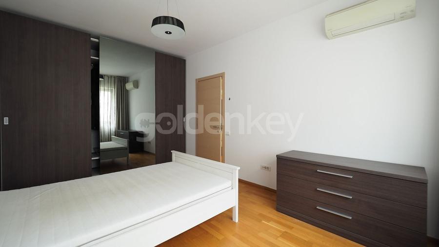 Apartament cu 3 camere semidecomandat, mobilat în Herăstrău