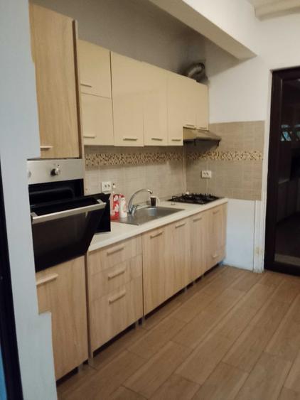 Apartament de inchiriat 3 camere locuri de parcare+ terasa - 6