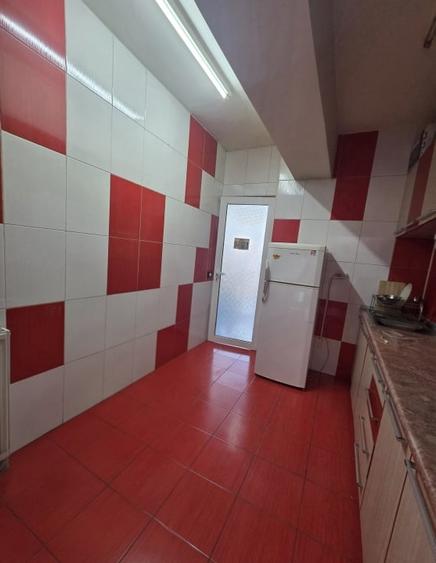 Spațiu comercial, de 270 mp, în Central