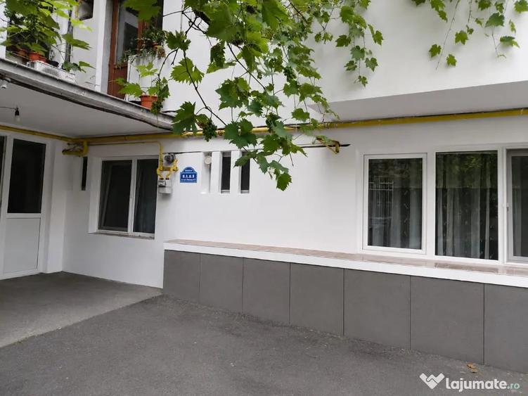 Apartament cu 2 camere nedecomandat în Central