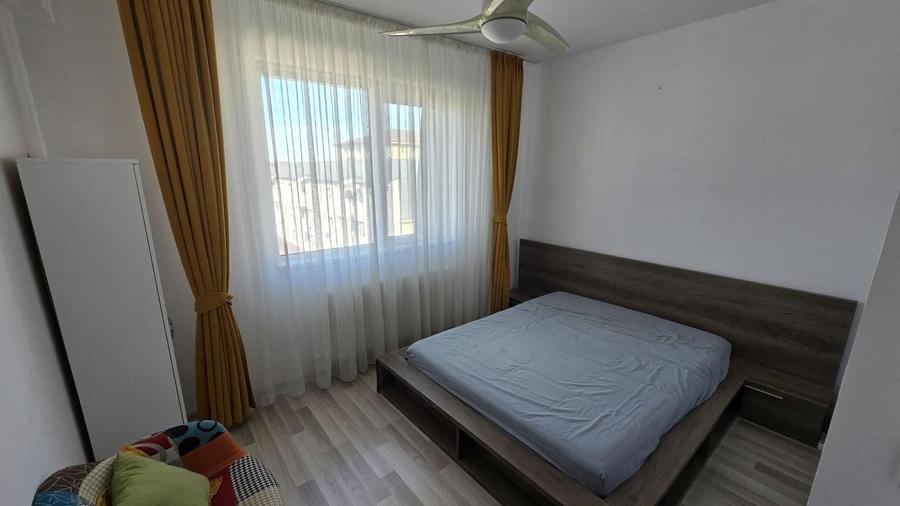 Apartament cu 2 camere decomandat, mobilat în Central