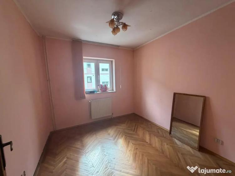Apartament 3 camere , 2 bai , etaj intermediar , Radauti - Radauti (Suceava) - 7